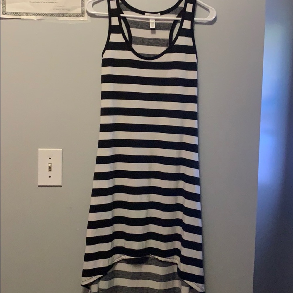 Black and white dress